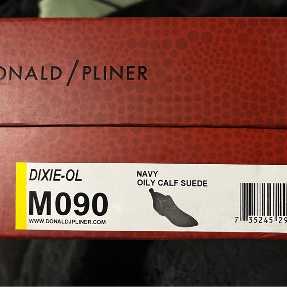 Donald Pliner Dixie Suede Bootie - Picture 4 of 7